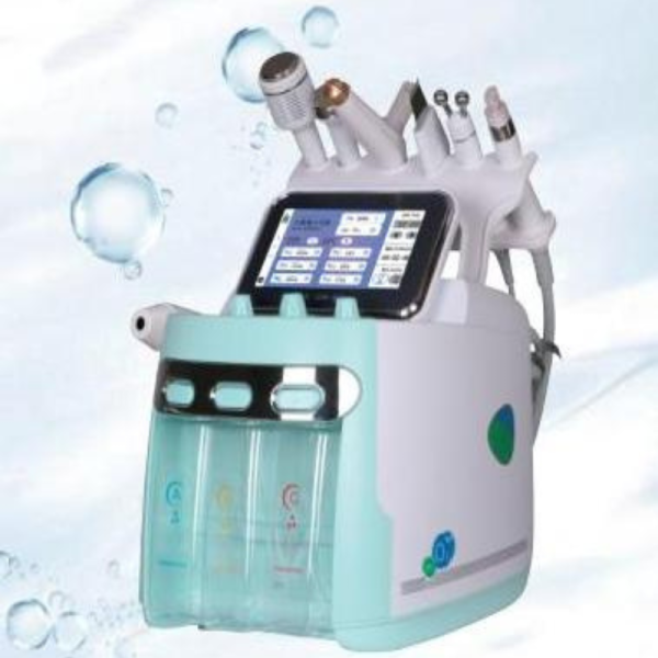 7 in 1 Hydro Facial Machine With Skin Test